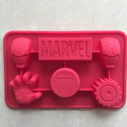 Vedini Iron Man silicone cake mold