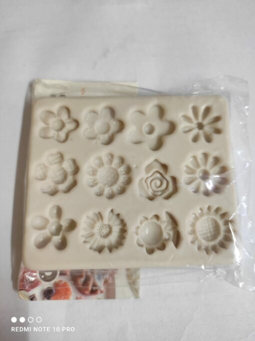 Vedini 12 Cavity Flowers Silicon Mould JKB-802 - Image 2