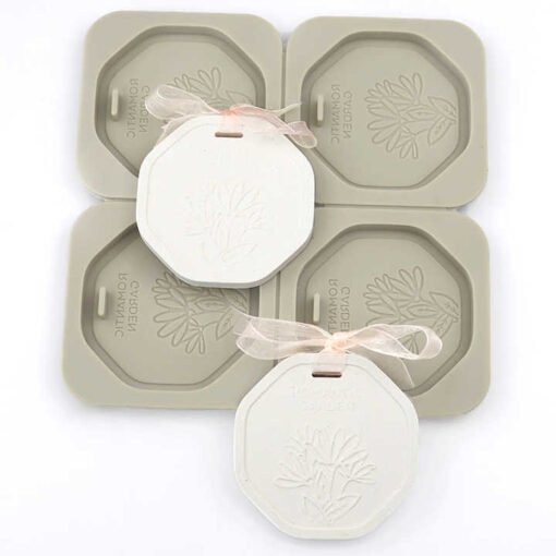 4 Cavity 8 side flower shape Mold
