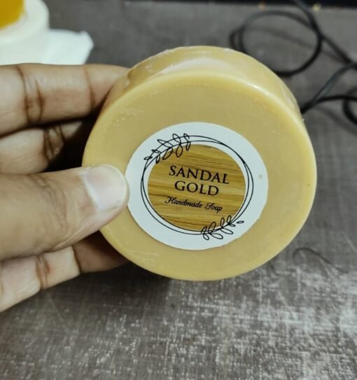 Sandalwood Gold Ready to use or sell Soap pack of 6 (100g)