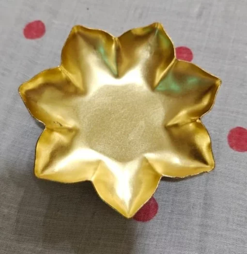 Vedini 7 petals flower urli [4 inch diameter]