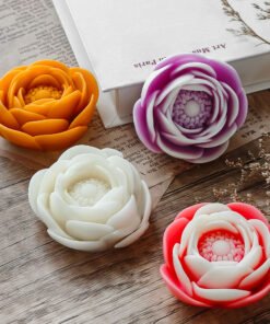 Lotus Candle