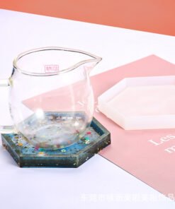 Alternative view of Vedini Concrete and Resin hexagonal, round, square grooved coasters, creative crystal resin plaster silicon Mold JKB-3148