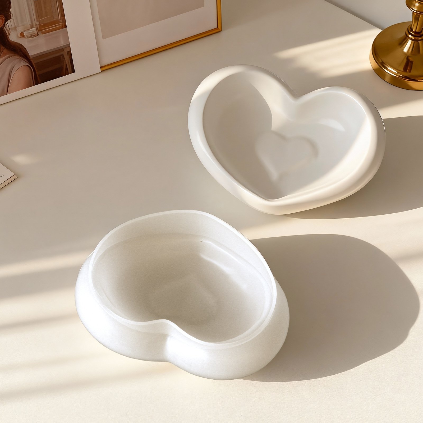 Vedini Heart shaped dish, candle cup, resin silicone mold, epoxy resin DIY seashell soap box, storage box JKB-3270