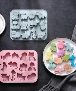 Vedini12 CavitySilicone Mold with 12 Animal Themes, Baking Tool, DIY Kit,Chocolate Cake Mold, Resin MoldJKB-3436