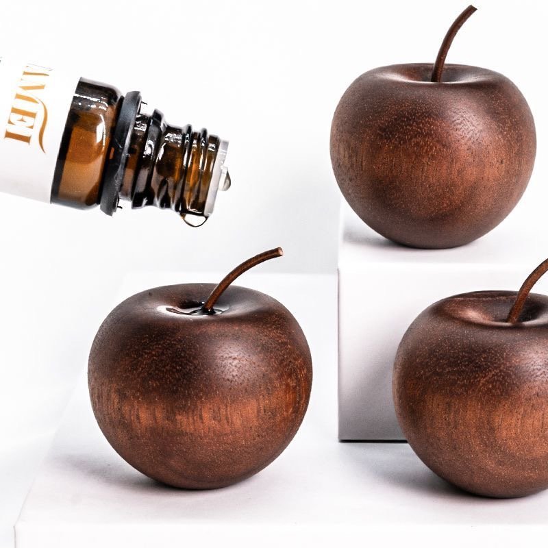 Natural Solid Wood Passive Aromatherapy Diffuser – Apple Ornaments-Pack of 1 - Image 4