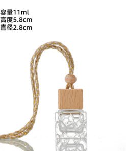Vedini 11ml textured glass hanging car diffuser bottle with wooden cap and braided rope